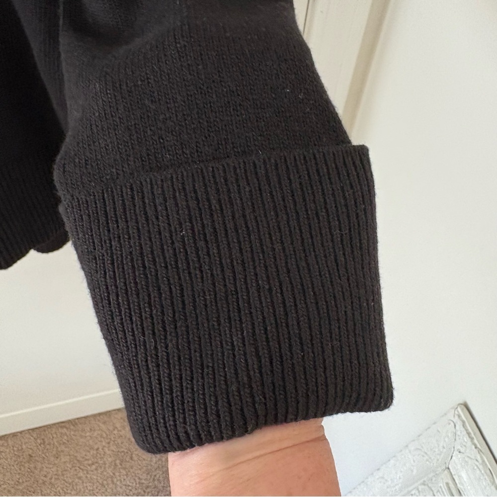 Talbots Drop Shoulder Turtleneck Sweater. Black. Size Medium. - Picture 7 of 13